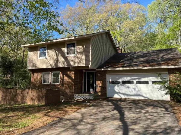 1617 Briarwood Drive, Jonesboro, AR 72401