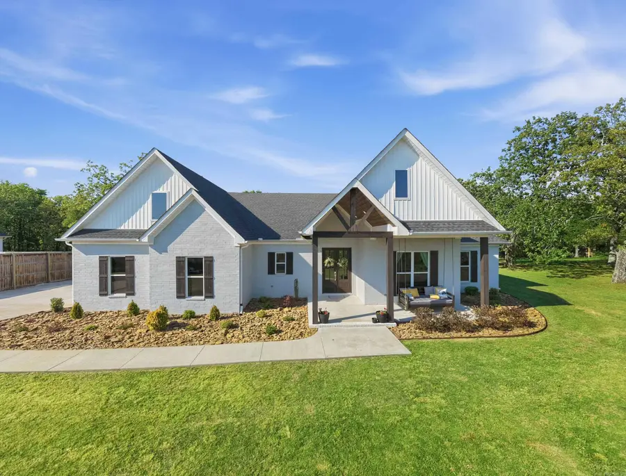 250 E Grandview Heights, Conway, AR 72032 - #2