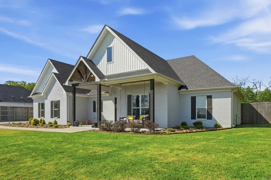 250 E Grandview Heights, Conway, AR 72032 - #3