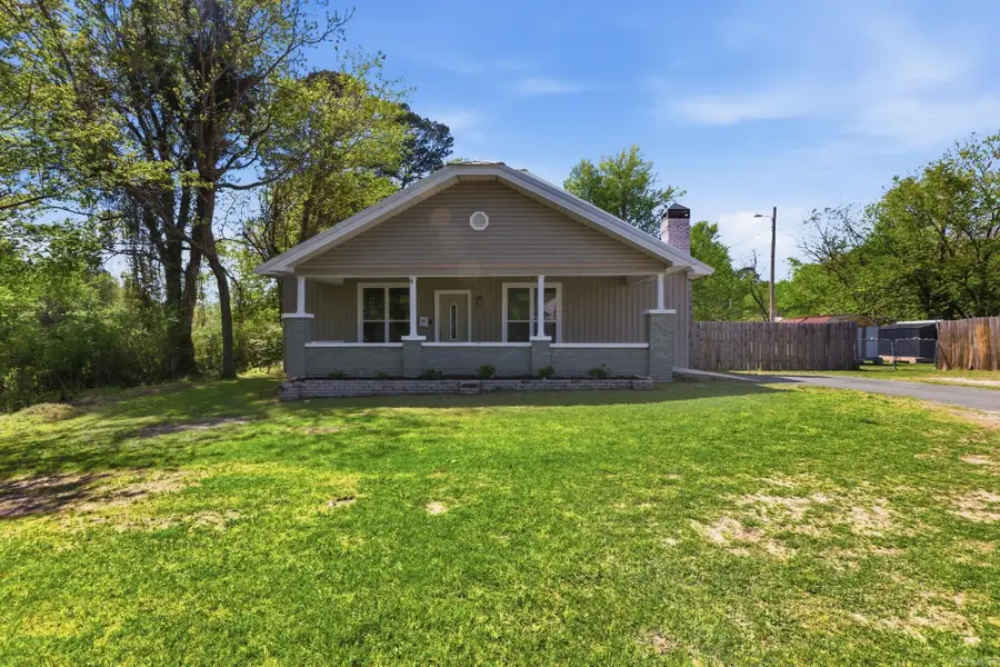 811 S East Street, Benton, AR 72015 - #2