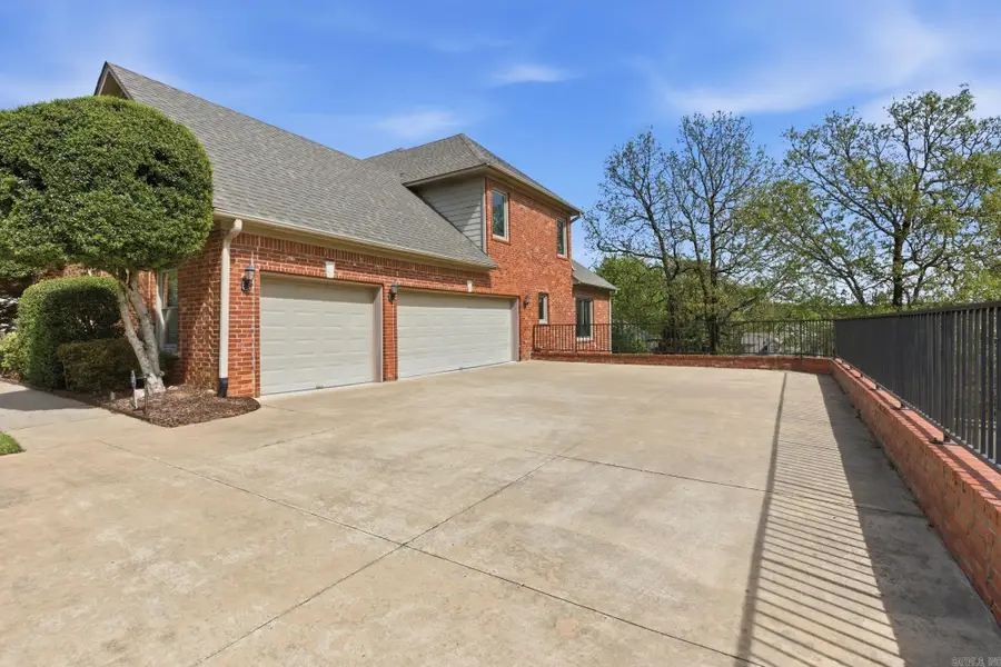 7 Chambord Lane, Little Rock, AR 72223 - #2