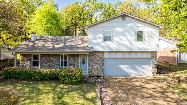 10 Rio Grande Forest Drive, Little Rock, AR 72212