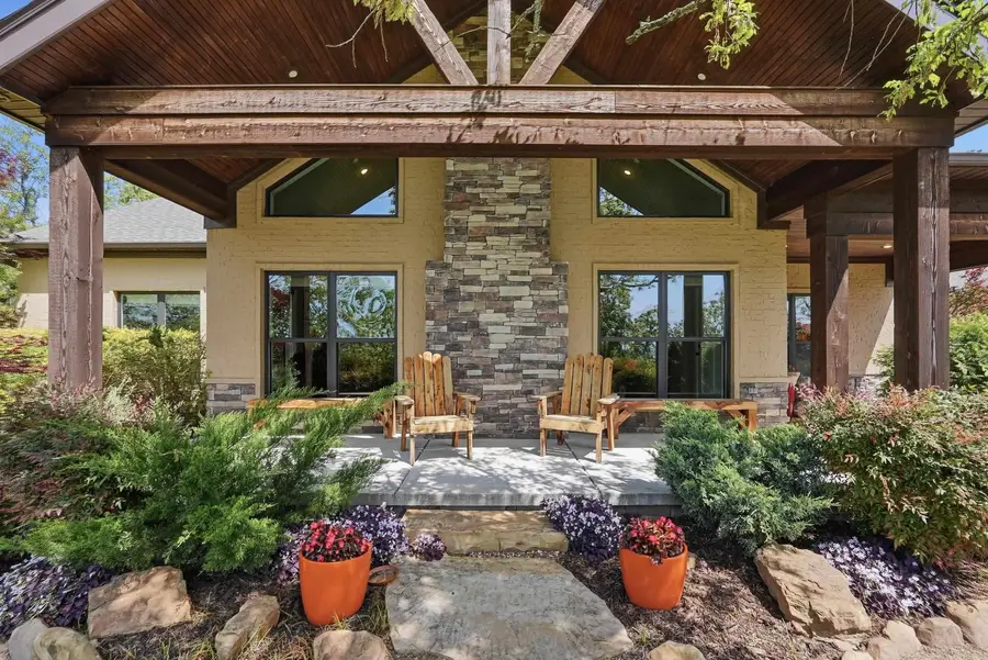 190 E Grandview Heights Drive, Conway, AR 72032 - #2