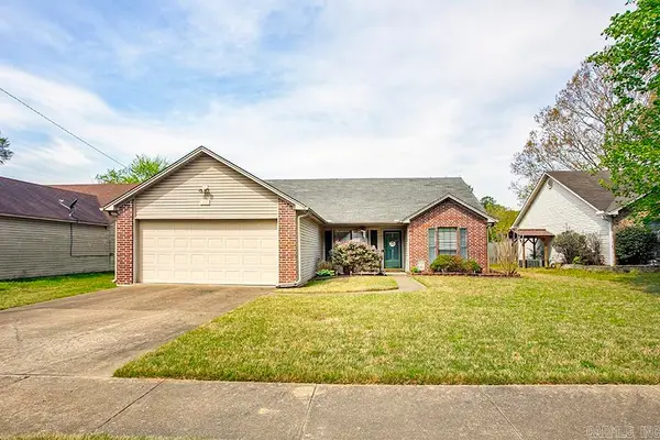 75 Redleaf Circle, Little Rock, AR 72210