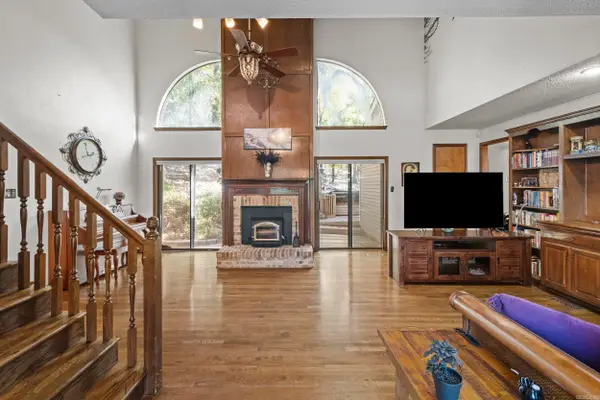 11 Pontalba Drive, Little Rock, AR 72211