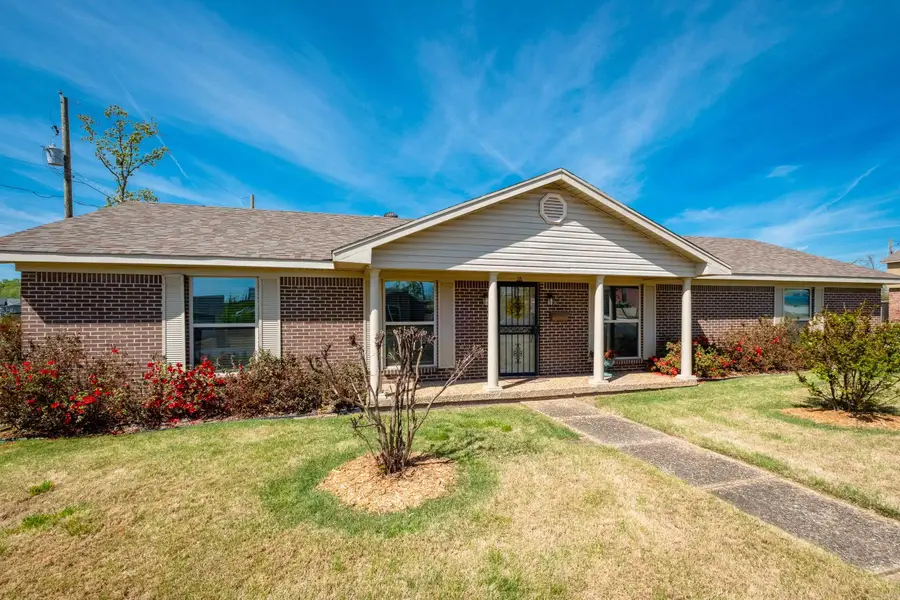 28 Walnut Valley Drive, Little Rock, AR 72211 - #2