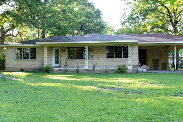 208 E 3rd Street, Ward, AR 72176