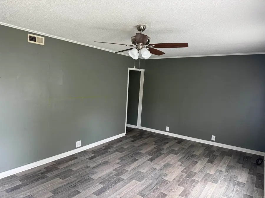 1105 Nancy St, White Hall, AR 71602 - #2