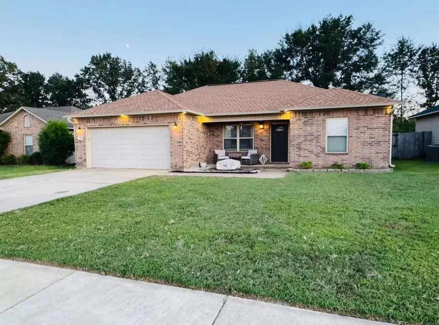 35 Green Apple Dr., Ward, AR 72176 - #2