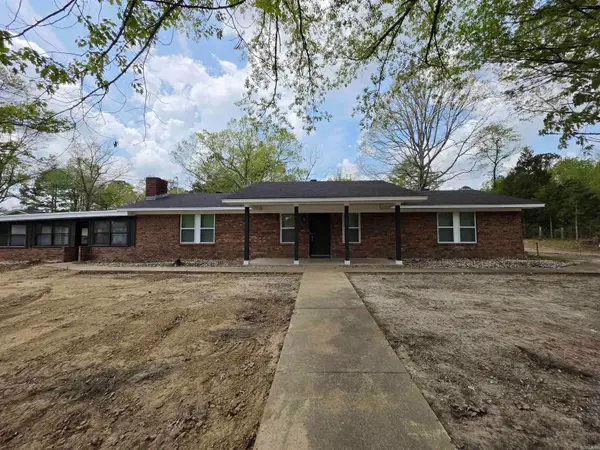 17811 Puckett Rd, Alexander, AR 72002