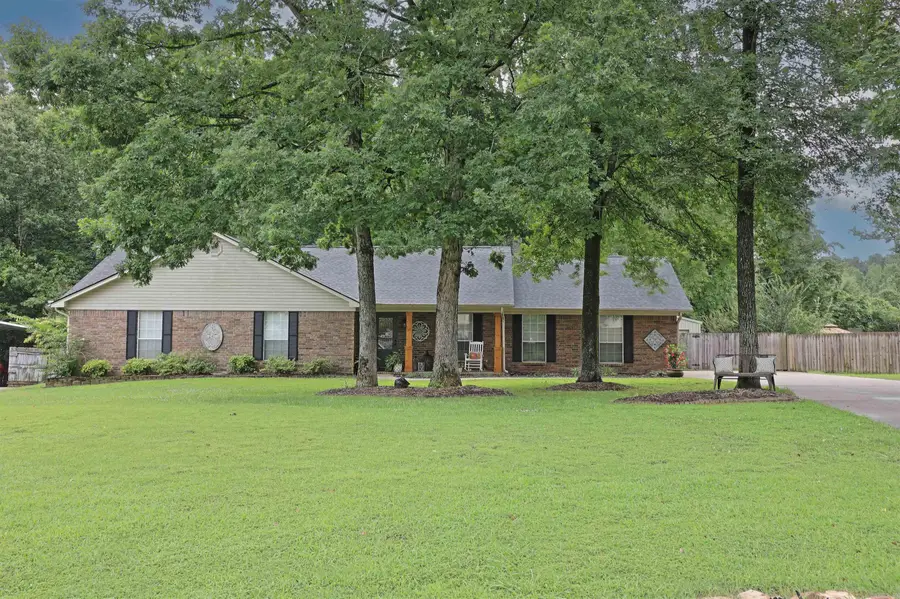 329 Regal Oaks, White Hall, AR 71602 - #2