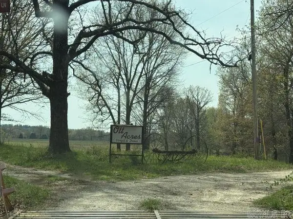 245 Hay Meadow Lane, Yellville, AR 72687