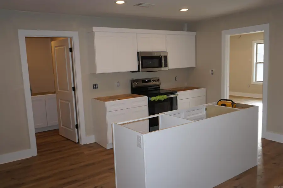 1061 Mark Cir, Jonesboro, AR 72404 - #2