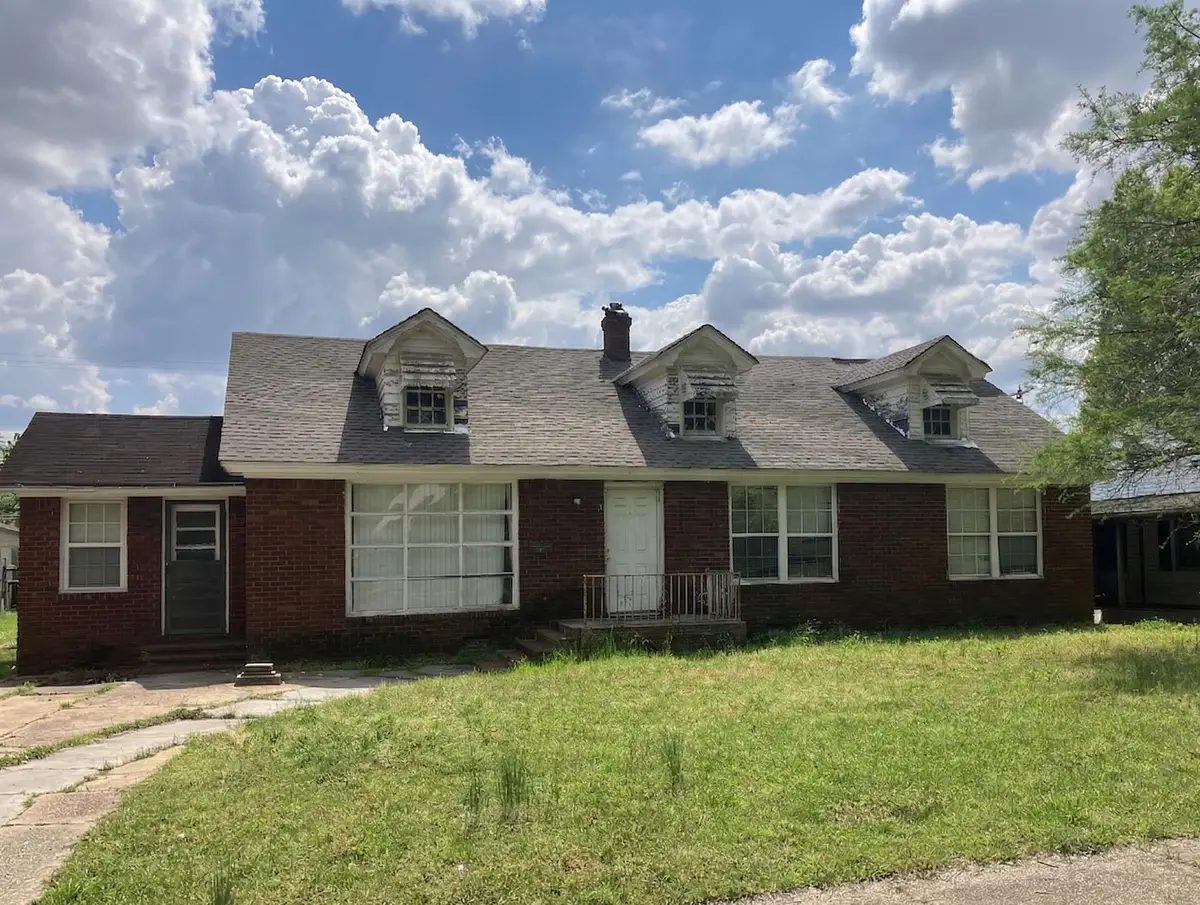 1205 W Walnut Street, Blytheville, AR 72315 - #1