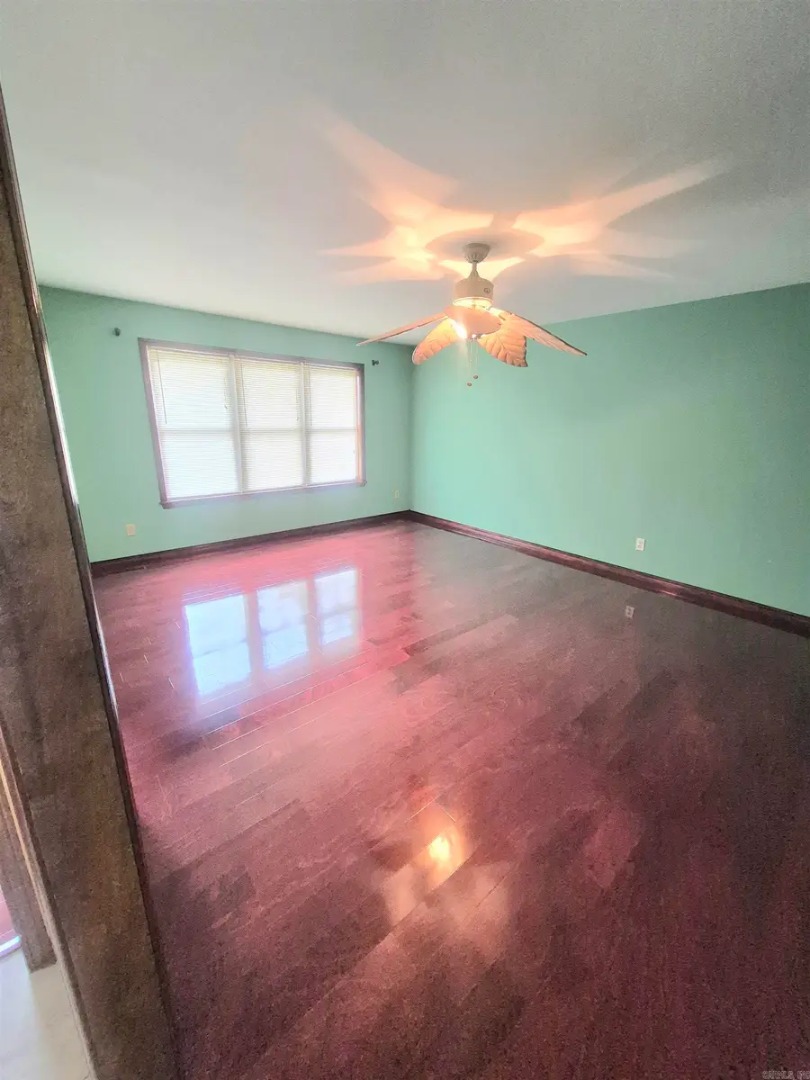 1001 W Washington, Harrison, AR 72601 - #3