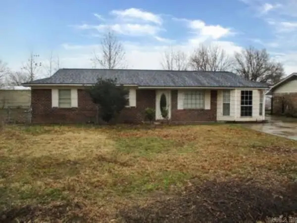 21 Briarwood Circle, Dumas, AR 71639