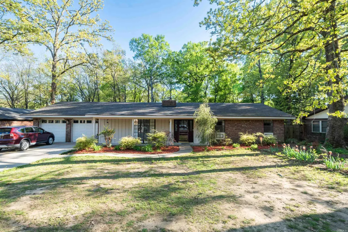 27 White Oak Drive, Conway, AR 72034 - #1