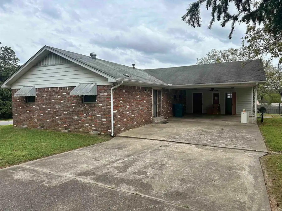 624 Poinsetta Dr., Little Rock, AR 72205 - #2