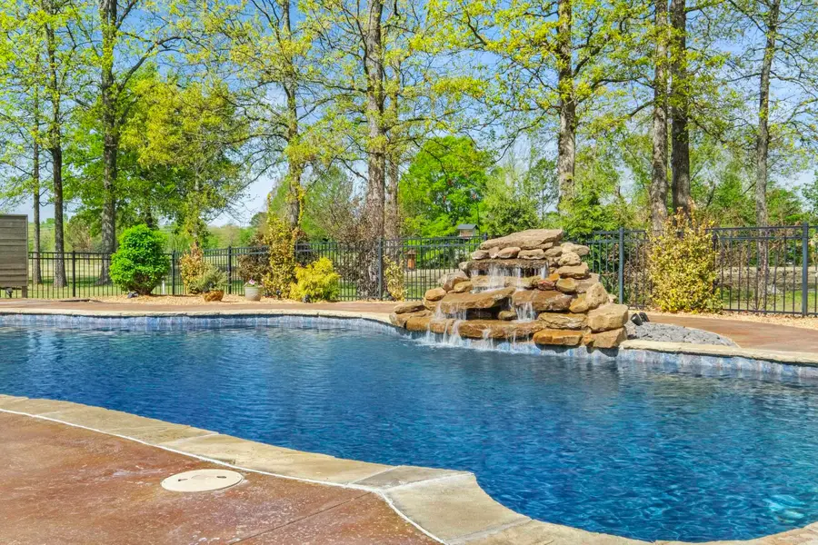 26 Turnberry Dr., Cabot, AR 72023 - #3