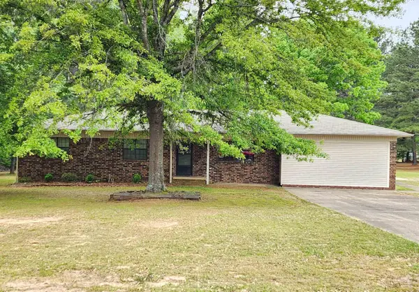 9419 Redfield Drive, Cabot, AR 72023