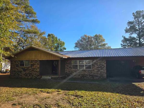 473 Newborn St, Waldron, AR 72958