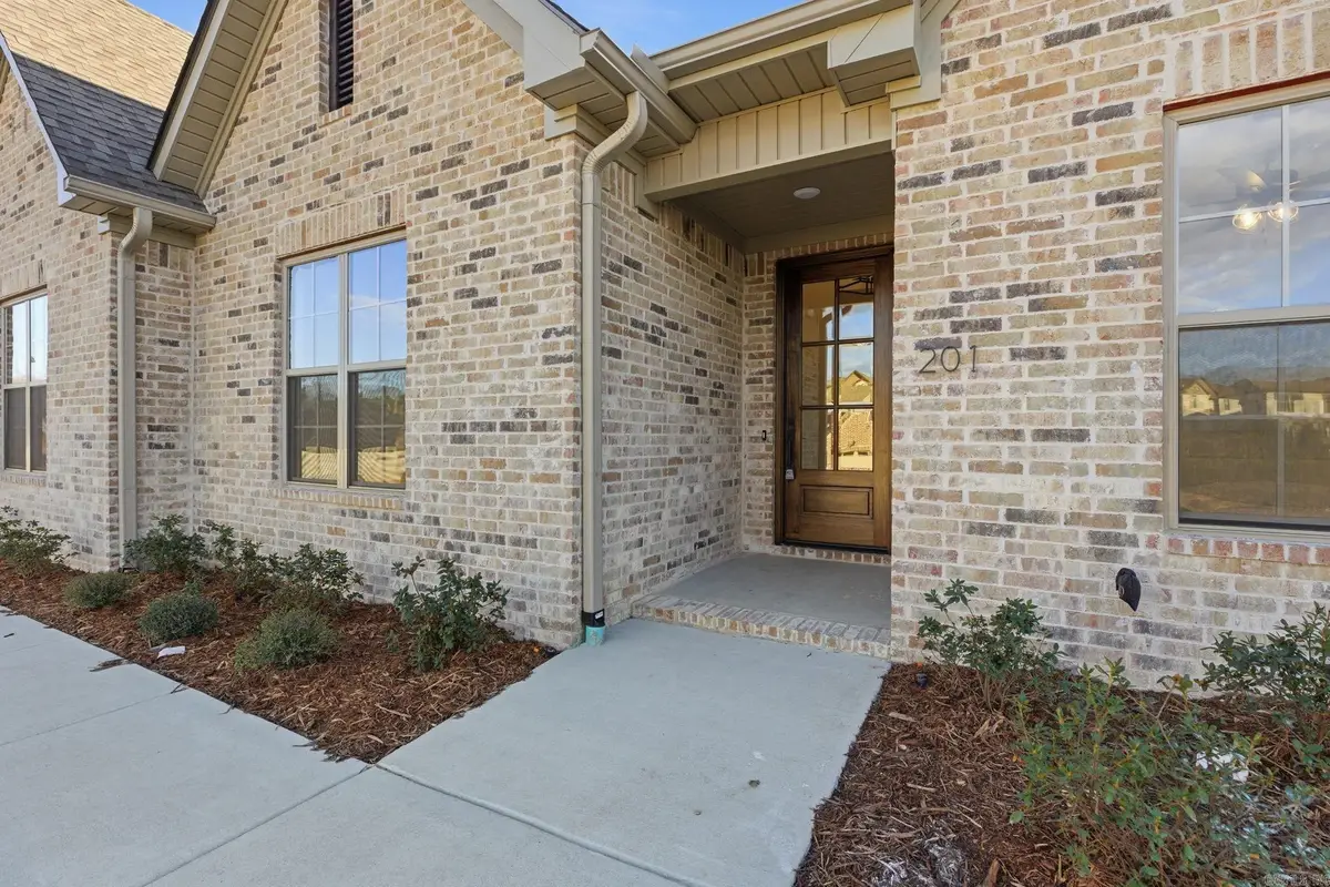 217 Edgewood Circle, Little Rock, AR 72223 - #1