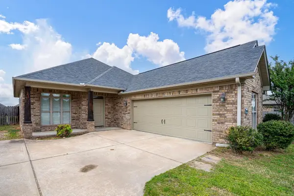 1655 S Donaghey Avenue, Conway, AR 72034