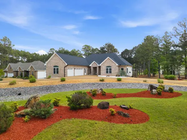 2 Alteza Drive, Hot Springs Village, AR 71909