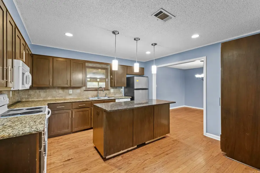 1 Devon Lane, Jacksonville, AR 72076 - #3