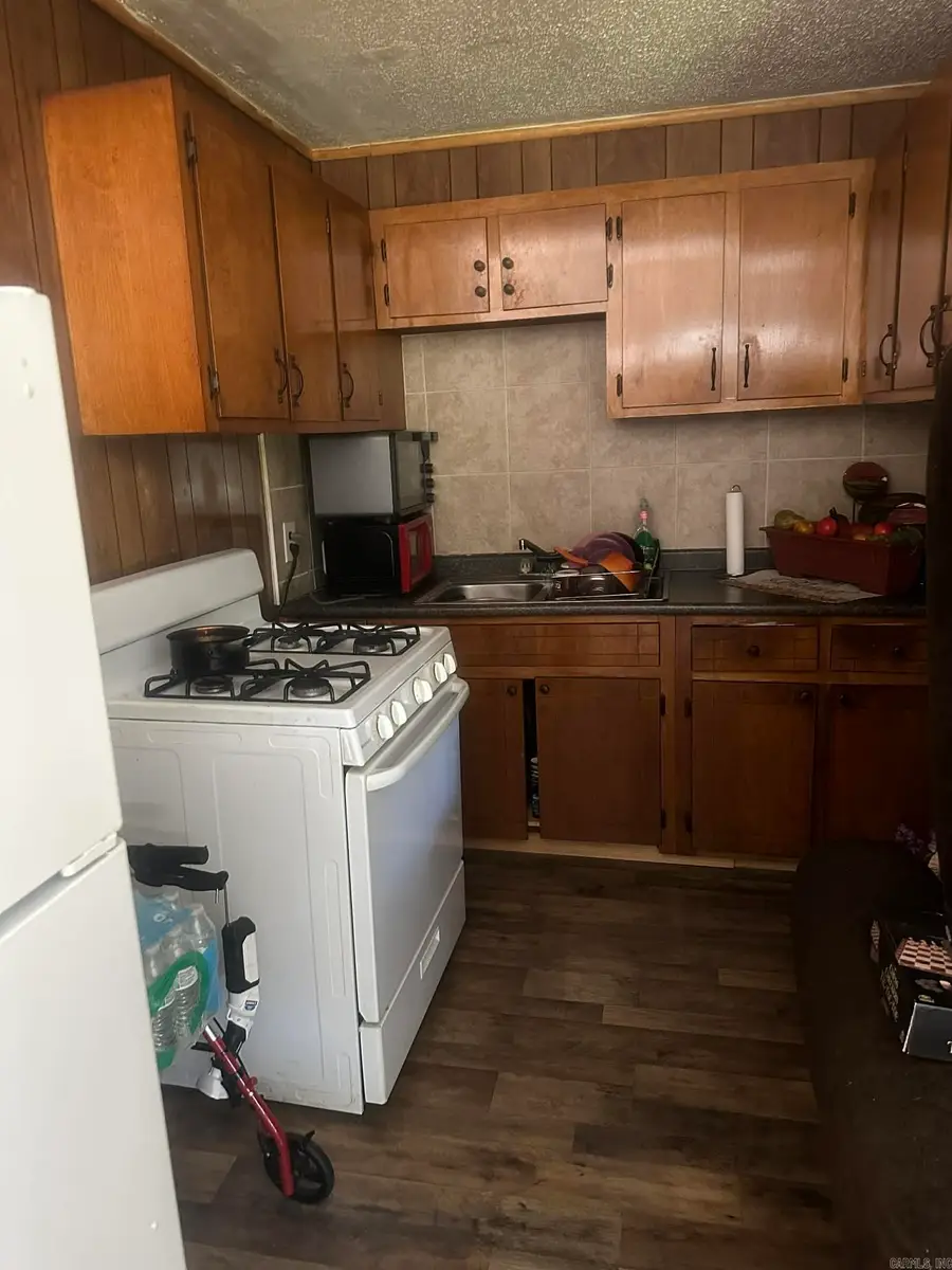 2317 W 26th Avenue, Pine Bluff, AR 71603 - #2