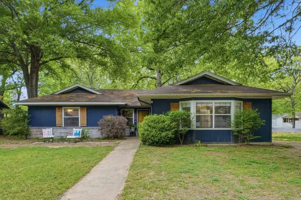 2013 Creekwood, Conway, AR 72032