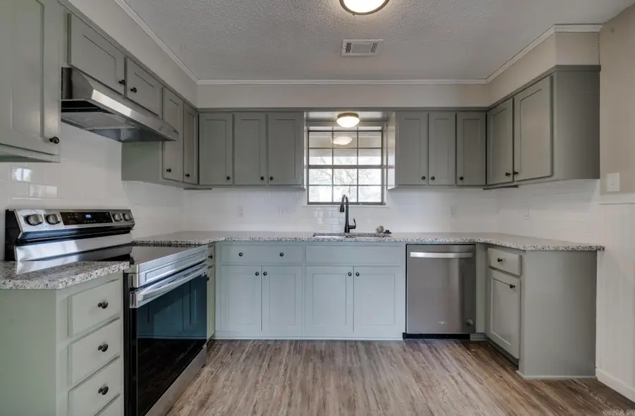 10601 Harper Rd, Little Rock, AR 72206 - #2