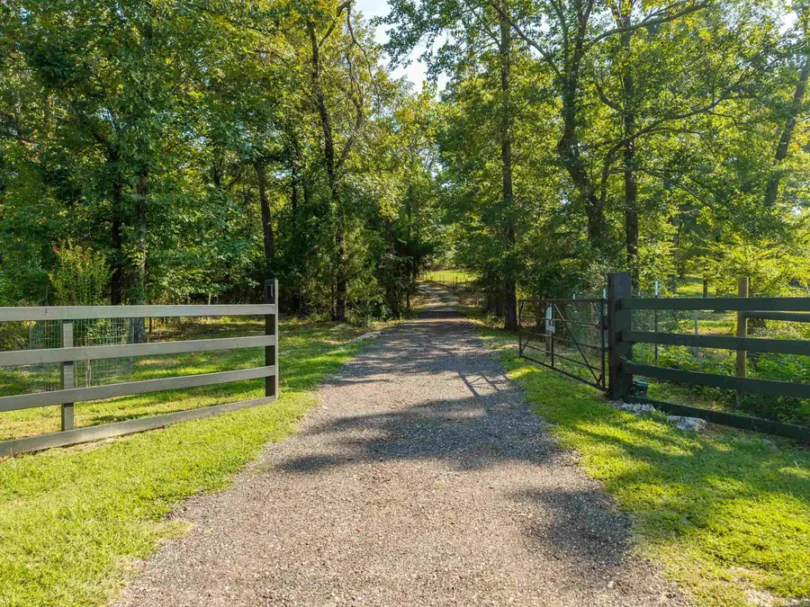 1115 Albright Road, Hot Springs, AR 71913 - #3