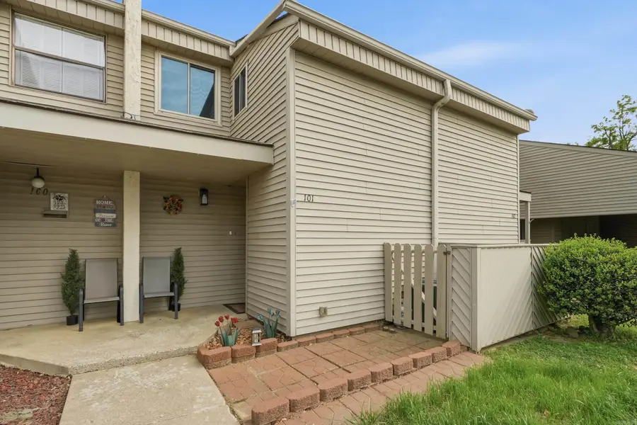 135 Hillview Dr #101 #101, Fairfield Bay, AR 72088 - #2