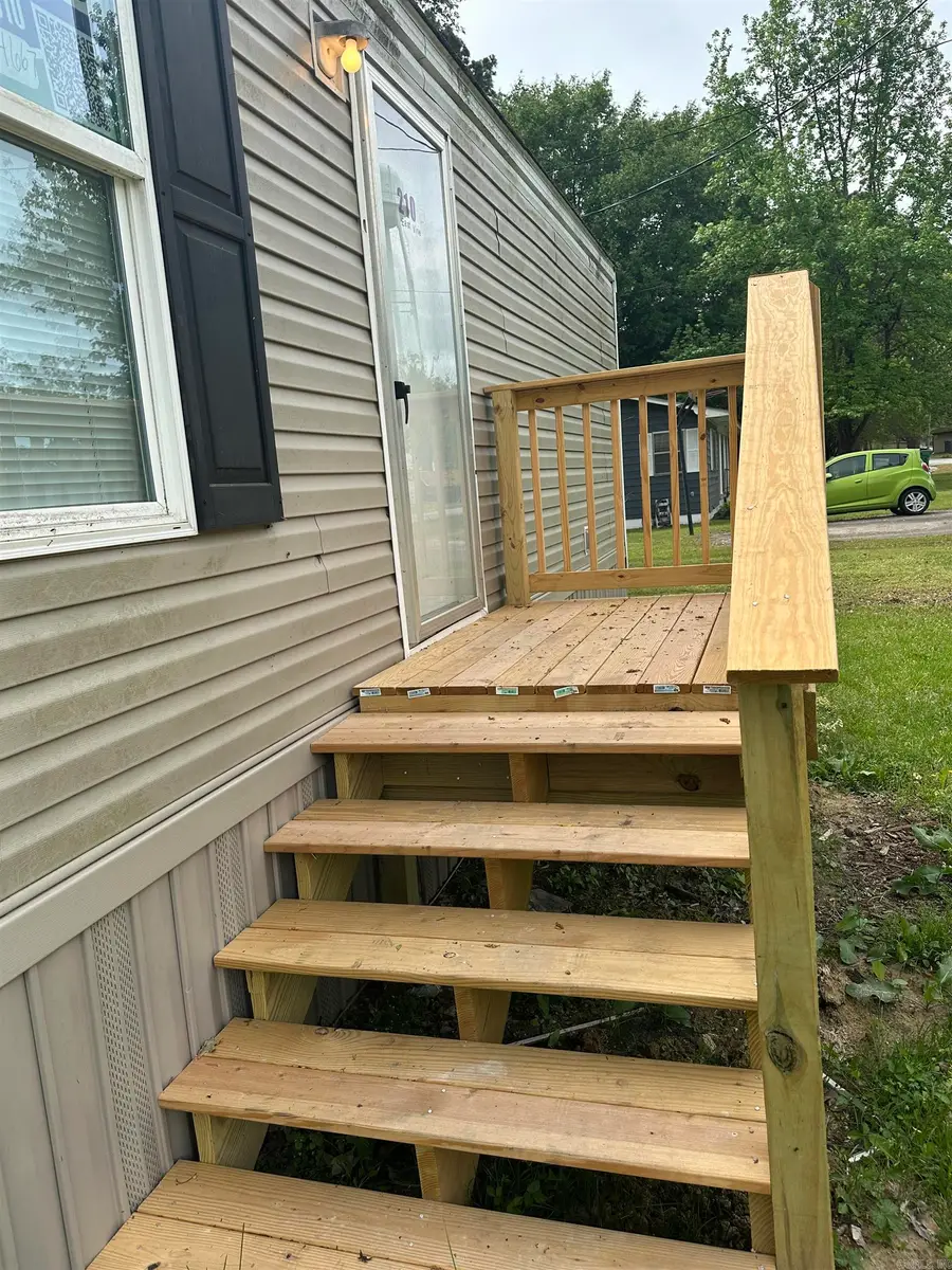210 E Vine Street, Bald Knob, AR 72010 - #2