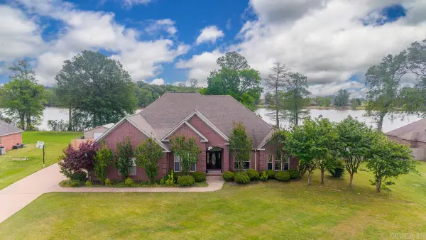 760 Mound View Dr, England, AR 72046