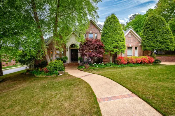 2 Frecourt Lane, Little Rock, AR 72223