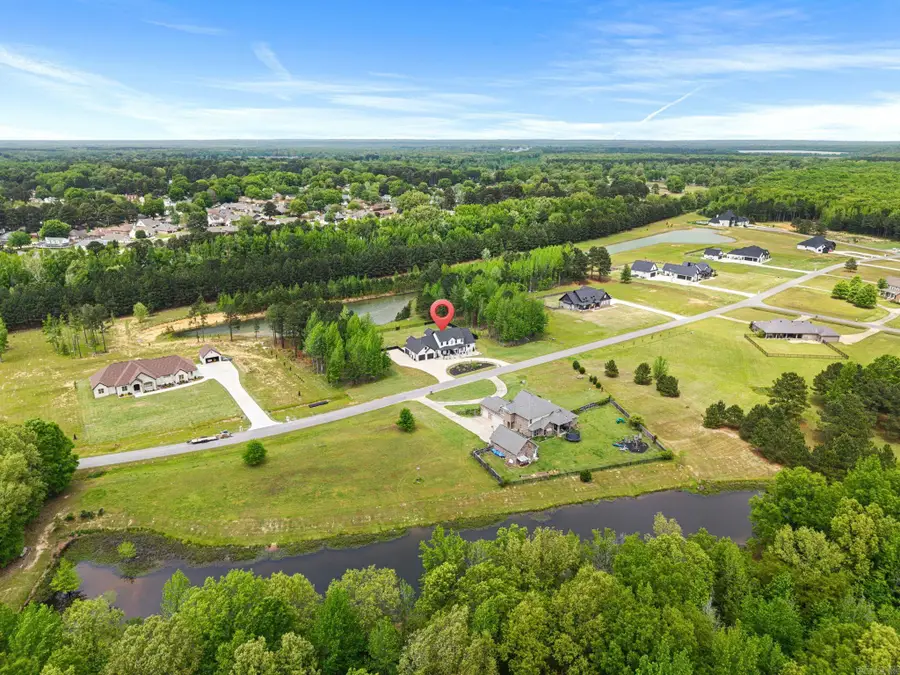 1609 Hunters Chase Rd, Jacksonville, AR 72076 - #2