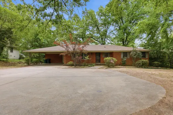 7311 W Markham Street, Little Rock, AR 72205