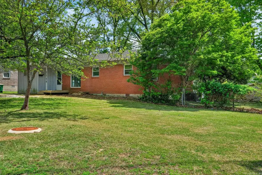 5509 Westminister Dr, Little Rock, AR 72209 - #3