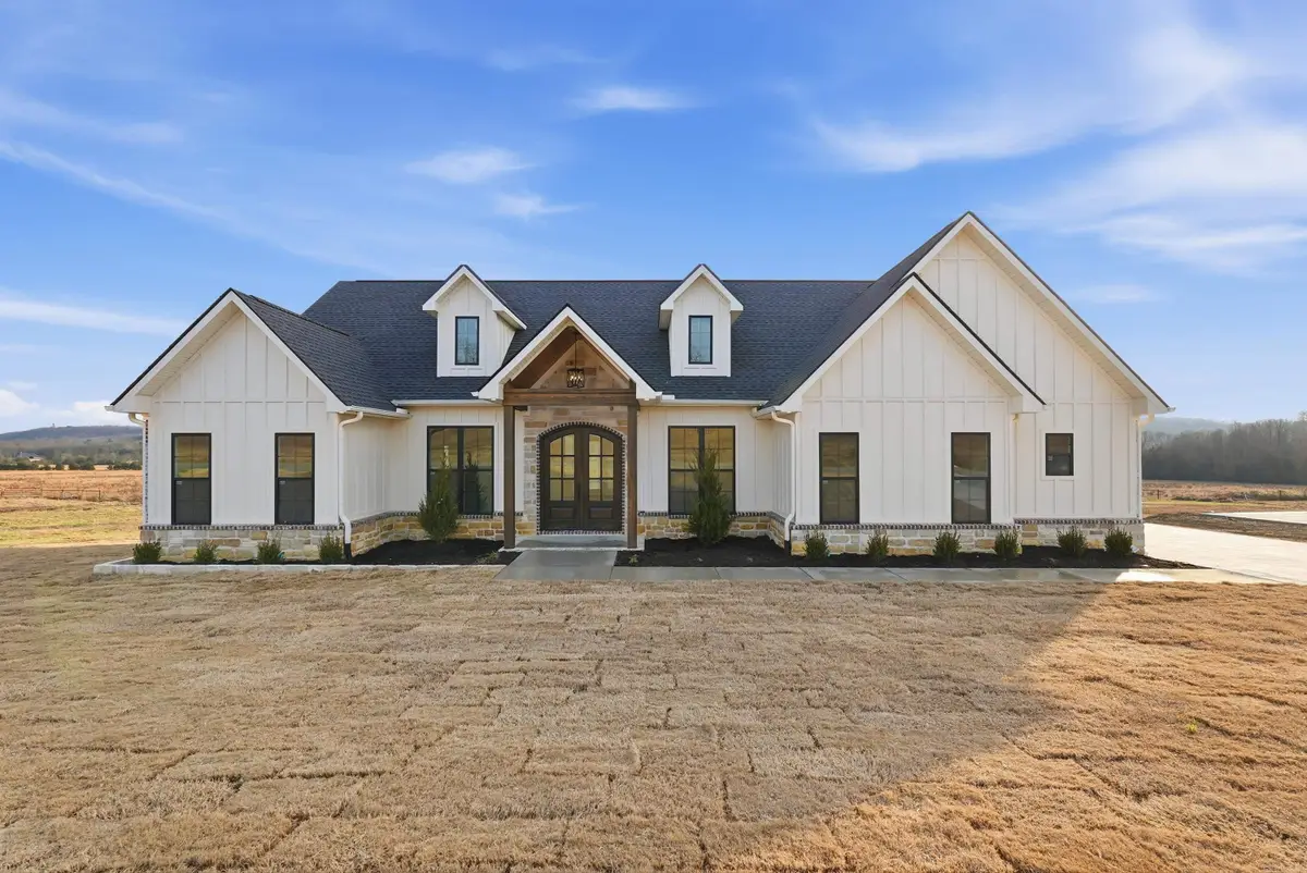 240 Castleberry Rd, Greenbrier, AR 72058 - #1