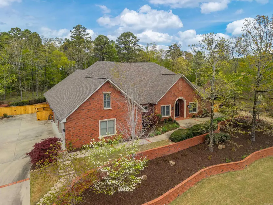 201 Dellmere Drive, Hot Springs, AR 71913 - #2