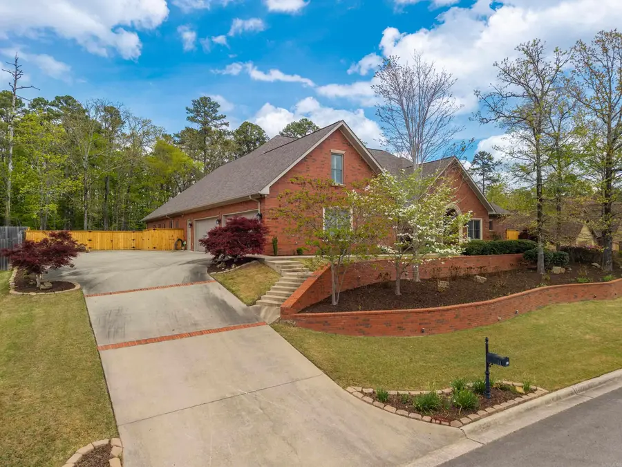 201 Dellmere Drive, Hot Springs, AR 71913 - #3