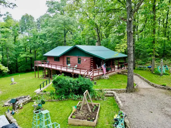 8601 Nine Mile Ridge Road, Hardy, AR 72542