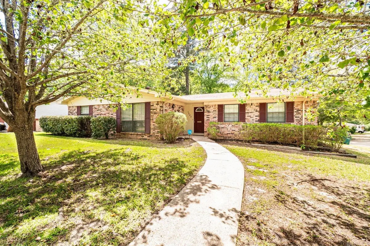 1222 Crestwood Dr., El Dorado, AR 71730 - #1