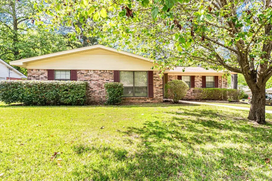 1222 Crestwood Dr., El Dorado, AR 71730 - #3