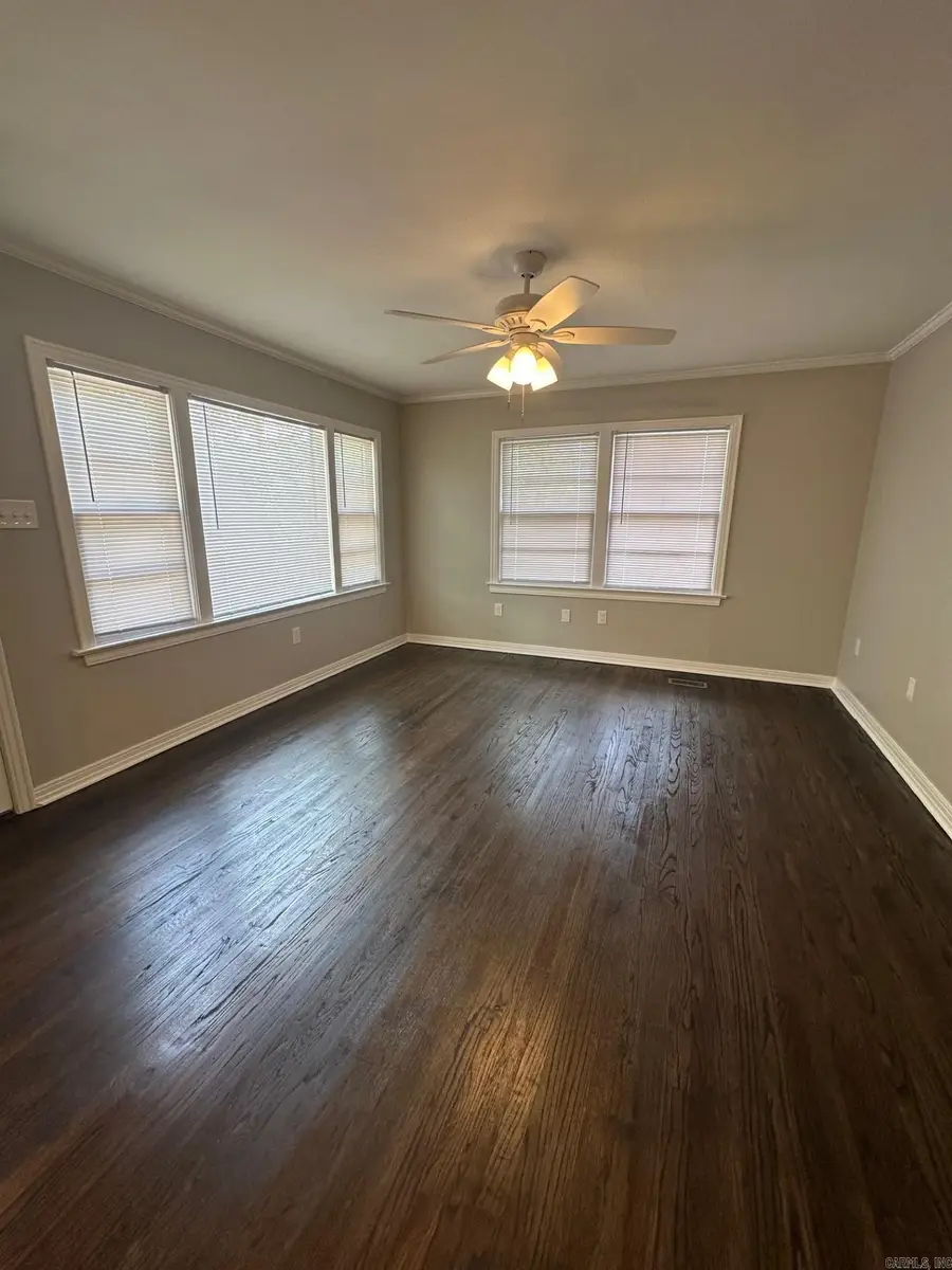 5909 Lee Avenue, Little Rock, AR 72205 - #3