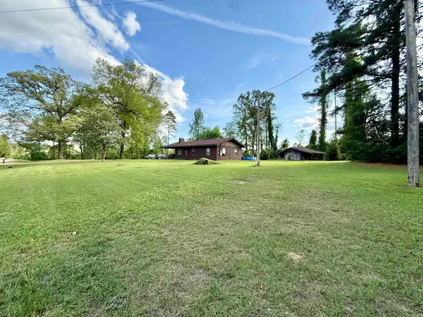 285 Ouachita 50 Road, Camden, AR 71701