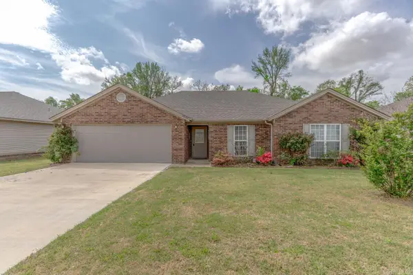 6033 Spencer Dr, Jonesboro, AR 72405