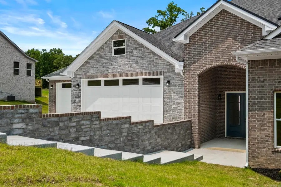 8552 Rapid Water Dr, Sherwood, AR 72120 - #3